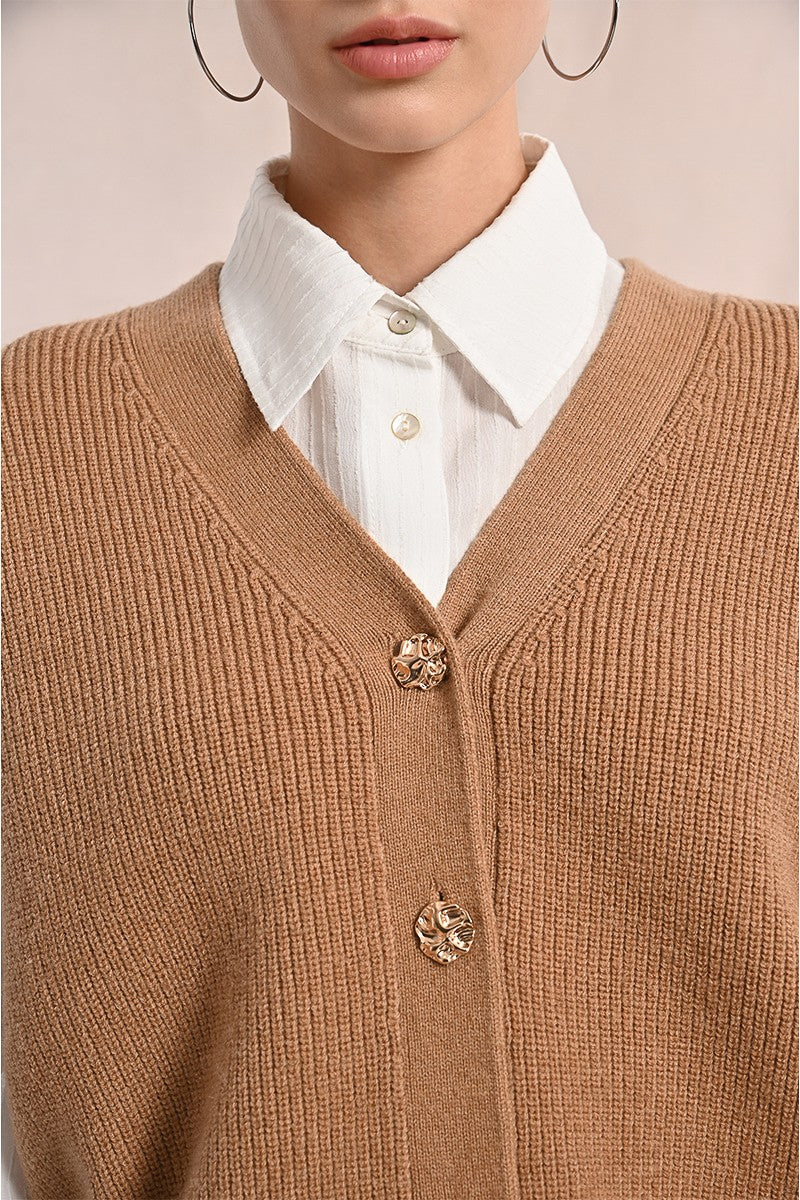 Ladies knitted sleeveless cardigan