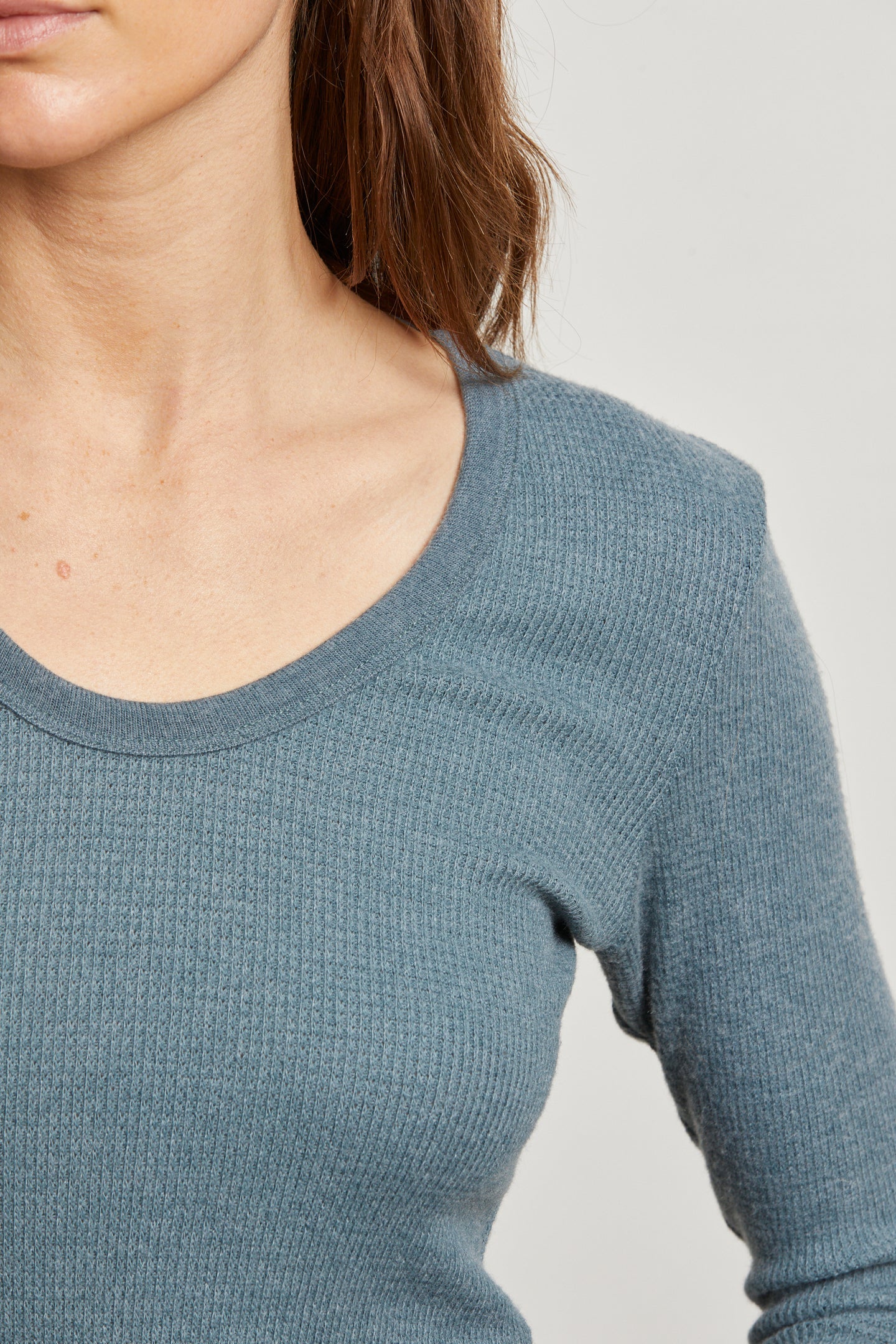 brushed waffle long sleeve u neck tee