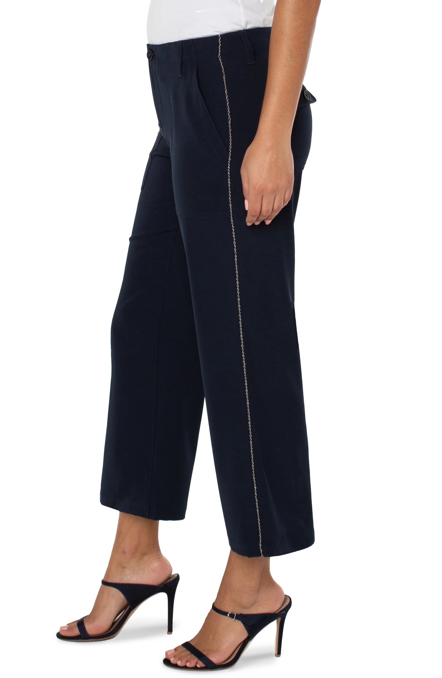 Wide Leg Chain Trim Crop Pants