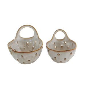 Stoneware Colanders with Handle
